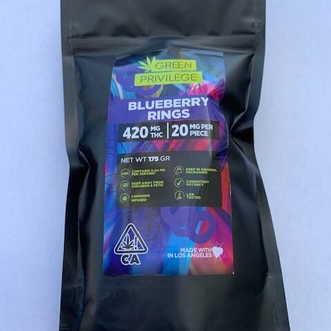 Green Privilege – 420mg blueberry rings